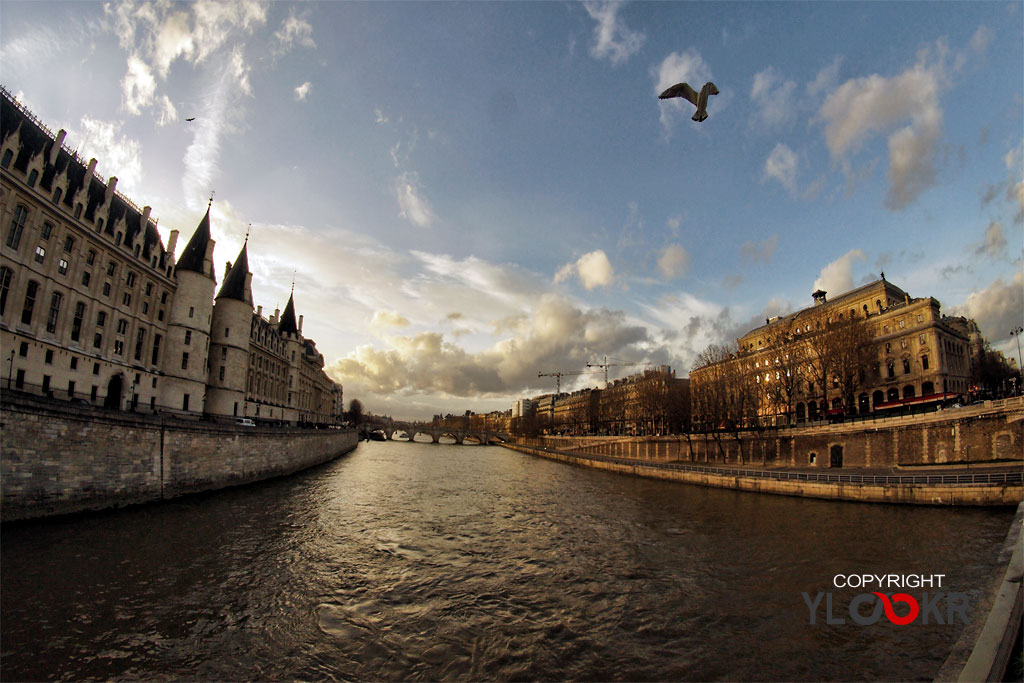 France; Paris; Seyahat; Travel; Sen nehri; Sen River, La Seine; 2