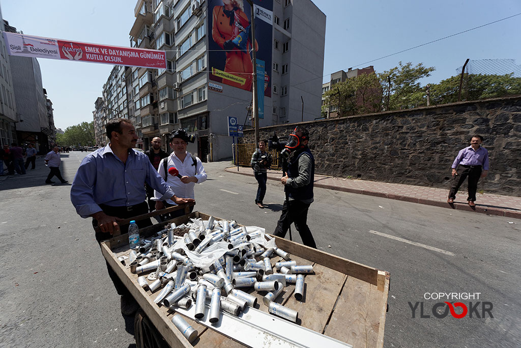 1 Mayıs 2013; Seyyar satıcı; Gaz bombası kapsülü