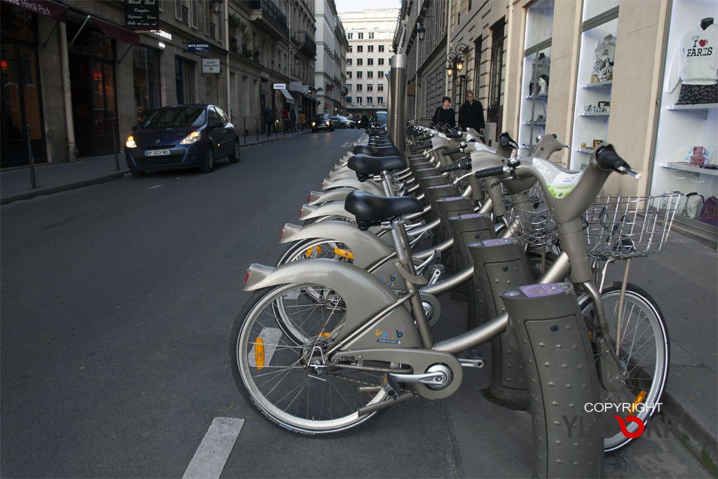 France; Paris; Parking à vélos