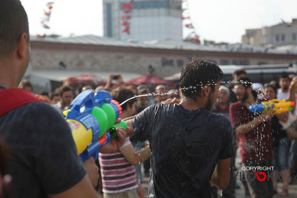 Gezi Parkı; Taksim Meydanı; Su Savaşı 5
