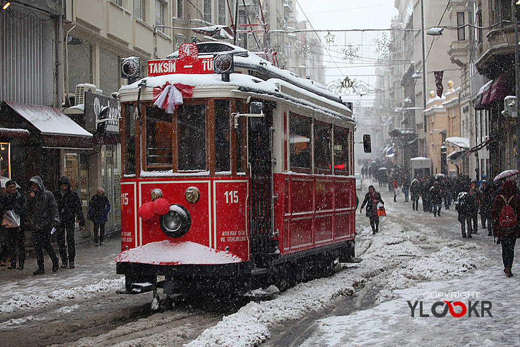 İstanbul Kış; Tramvay; kar; Tünel; İstiklal caddesi 3