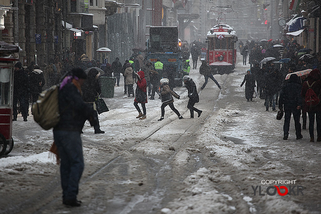 İstanbul Kış; Tramvay; kar; Tünel; İstiklal caddesi 5