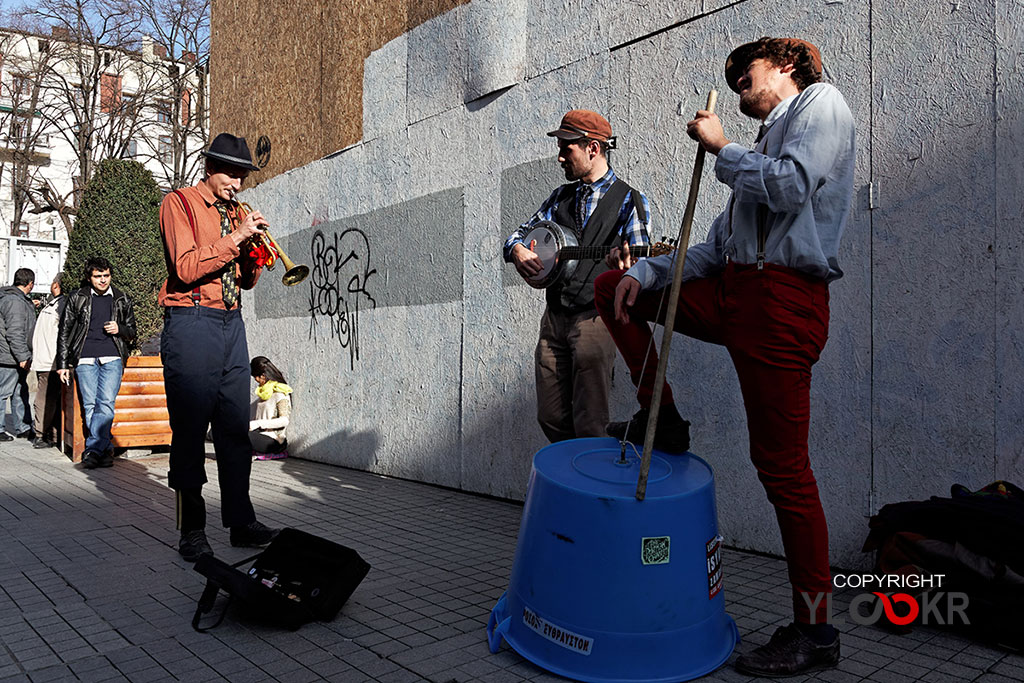 street photography, sokak fotoğrafçılığı; Sokak Çalgıcısı; Sokak Çalgıcıları; Sokak Müzisyeni 2