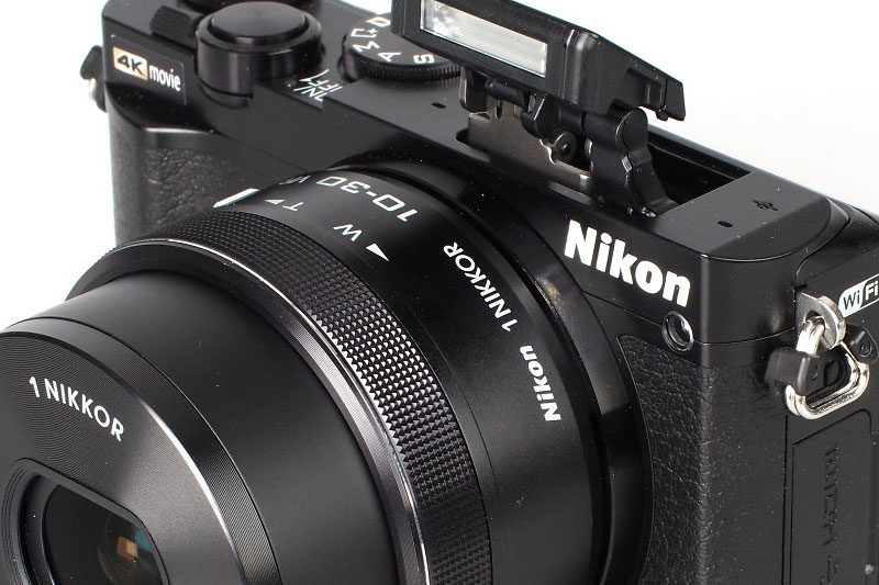 Nikon 1 J5 + 10-30mm PD VR
